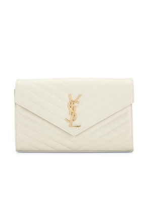 Saint Laurent Classic Chain Wallet Bag in Crema Soft - Cream. Size all.