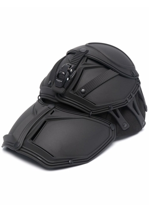 Innerraum buckle-detail cap - Black