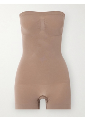 Skims - Seamless Sculpt Strapless Shortie Bodysuit - Sienna - Neutrals - XXS,XS,S,M,L,XL,2XL,3XL,4XL