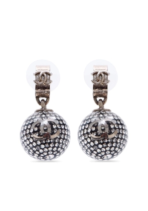 CHANEL Pre-Owned 2021 CC rhinestone earrings - Silver