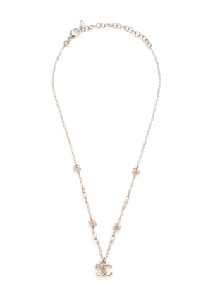 CHANEL Pre-Owned 2023 CC floral pearl necklace - Gold