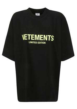 VETEMENTS Limited Edition Logo T-shirt