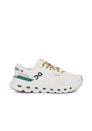 On Cloudrunner 2 Sneaker in Green. Size 9.5.