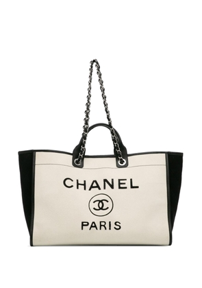 CHANEL Pre-Owned 2019 Large Wool Felt Deauville Tote travel bag - Black