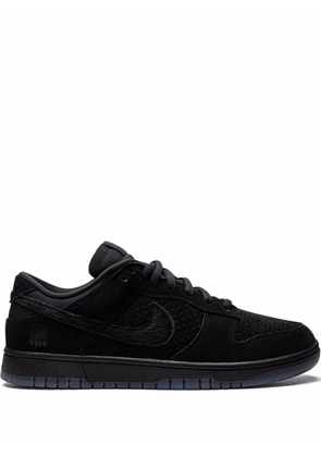 Nike x Undefeated Dunk Low SP 'Black' sneakers