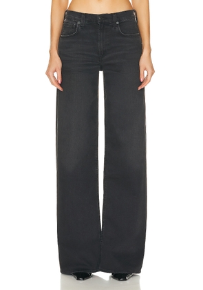 Citizens of Humanity Loli Mid Rise Wide Leg in Reflection - Black. Size 27 (also in 30, 32, 33, 34).