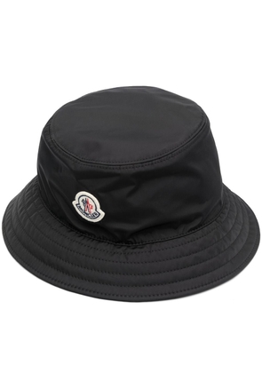 Moncler logo patch bucket hat - Black