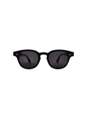 Chimi 01 Sunglasses in Black.