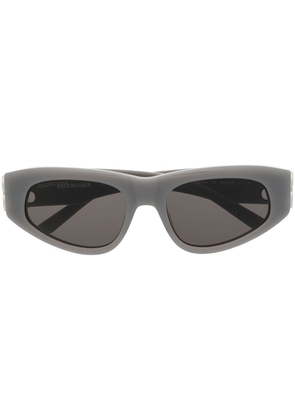 Balenciaga Eyewear logo-plaque biker sunglasses - Grey