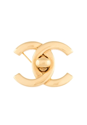 CHANEL Pre-Owned 1996 CC turn-lock brooch - Gold