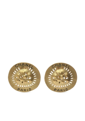 CHANEL Pre-Owned 1986-1988 logo clip-on earrings - Gold