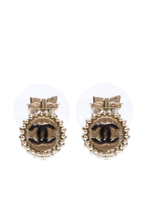 CHANEL Pre-Owned 2014 CC stud earrings - Gold