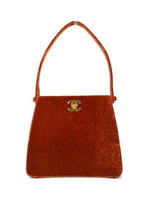 CHANEL Pre-Owned 1997 CC velvet handbag - Brown