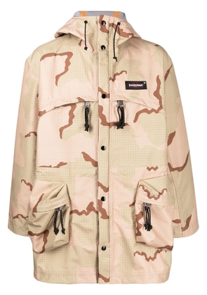 Undercover logo-patch graphic-print jacket - Brown