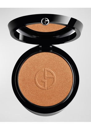 Luminous Silk Golden Glow Highlighter