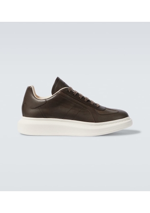 Alexander McQueen Oversized leather sneakers