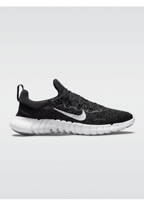 Nike Free Run 5.0 Sneaker - Black-White-dk Smoke Grey - Size 8.5