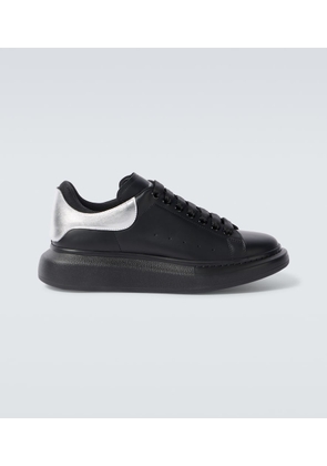 Alexander McQueen Oversized leather sneakers