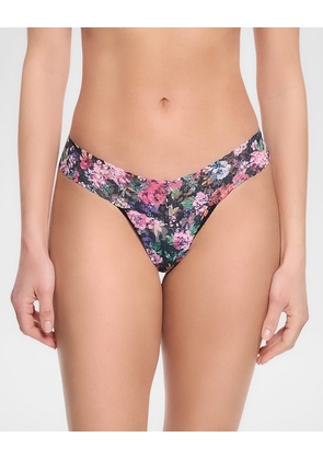 Printed Low-Rise Signature Lace Thong