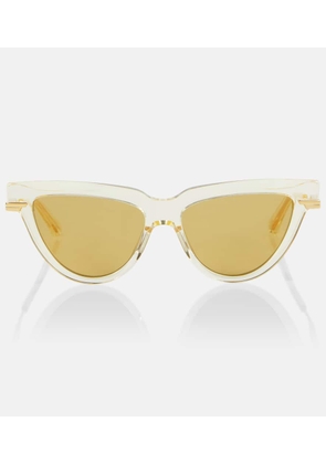 Bottega Veneta Cat-eye sunglasses