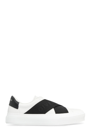 Givenchy City Sport Sneakers