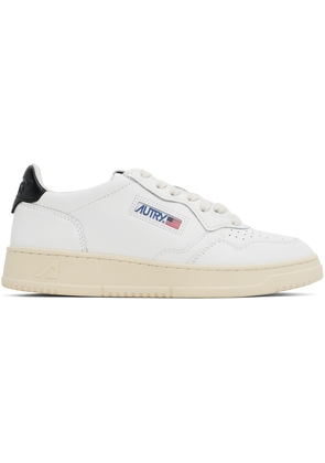 AUTRY White Medalist Low Sneakers