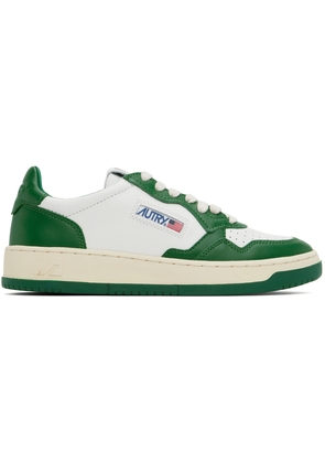 AUTRY White & Green Medalist Low Bicolor Sneakers