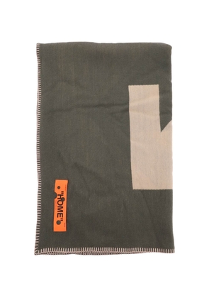 Off-white arrow blanket - OS Green