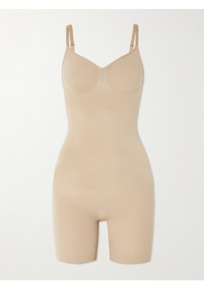SKIMS - Seamless Sculpt Mid Thigh Bodysuit - Clay - Neutrals - XXS,XS,S,M,L,XL,2XL,3XL,4XL