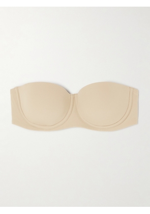 SKIMS - Fits Everybody Strapless Bra - Sand - Neutrals - 32A,34A,32B,34B,36B,38B,32C,34C,36C,38C,32D,34D,36D,38D,32DD,34DD,36DD,38DD,32DDD,34DDD