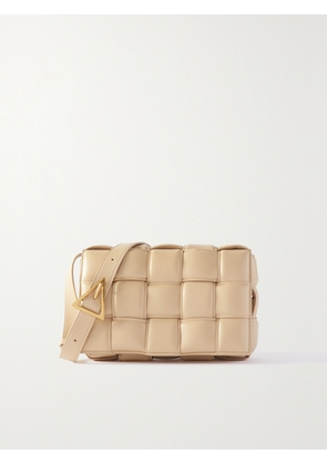 Bottega Veneta - Cassette Medium Padded Intrecciato Leather Shoulder Bag - Brown - One size