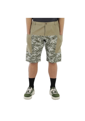 GEYM Mens Beige Bermuda Shorts With Wave Pattern