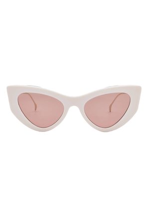 Gucci Red Cat Eye Ladies Sunglasses GG1565S 003 52