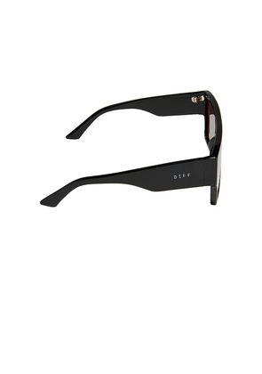 DIFF EYEWEAR Electra Sunglasses in Black.