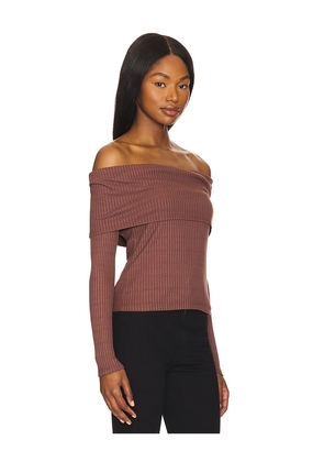 LA Made Kayla Off Shoulder Long Sleeve Top in Brown. Size L. Also in M, XXL.