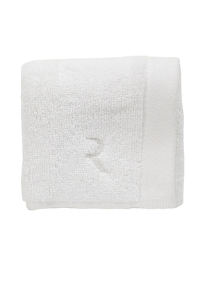 Resore Wash Cloth in White.
