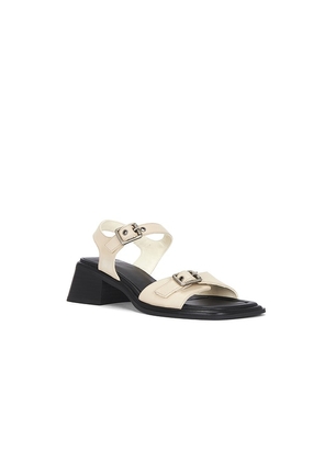 Vagabond Shoemakers Ines Sandal in Cream. Size 36. Also in 39.