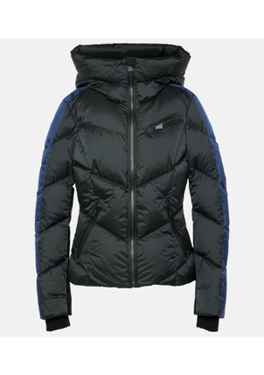 Perfect Moment Gold Star down ski jacket