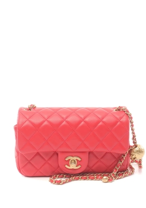 CHANEL Pre-Owned 2020-2021 matelasse mini flap bag shoulder bag - Red
