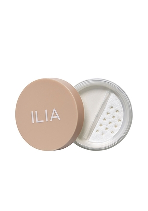 ILIA Soft Focus Finishing Powder in Beauty: NA.