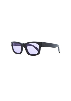 Decade Eyewear Milton Sunglasses in Black.