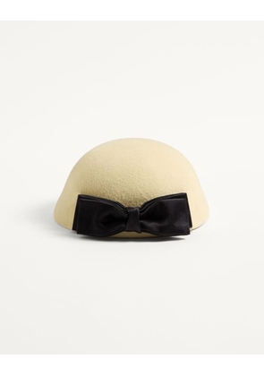 Valentino Garavani VLOGO SIGNATURE HAT IN LAPIN FABRIC WITH SATIN BOW Woman CREAM/BLACK 56