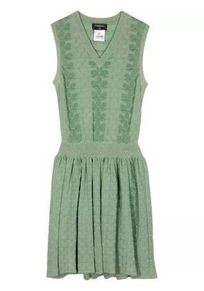 CHANEL Pre-Owned 2000s floral pattern fine-knit dress - Green