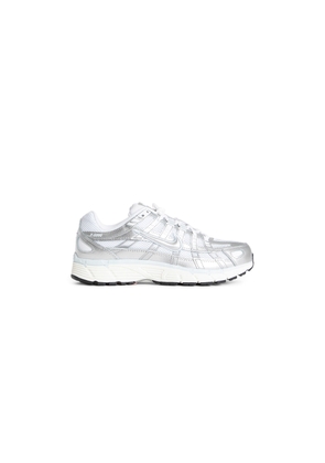 NIKE WOMAN SILVER SNEAKERS