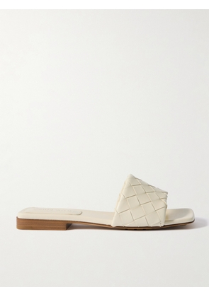 Bottega Veneta - Riva Intrecciato Leather Slides - Off-white - EU 37,EU 38,EU 39,EU 40,EU 41