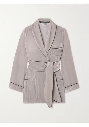 SLEEPING WITH JACQUES - + Net Sustain Bon Vivant Belted Velvet Robe - Gray - 0,1,2,3,4