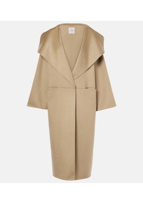 Toteme Signature wool and cashmere coat