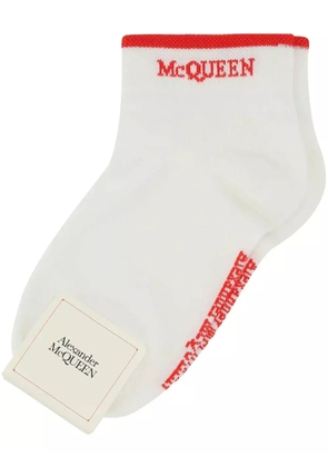 Alexander McQueen logo intarsia-knit socks - White