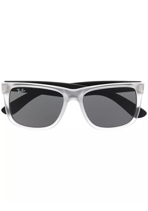 Ray-Ban Justin classic rectangular frame sunglasses - Grey