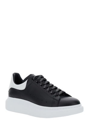 Alexander McQueen Black Low Top Sneakers With Chunky Sole And Contrasting Heel In Leather Man